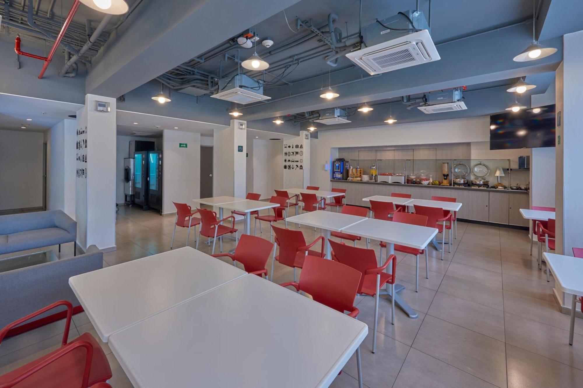 City Express Junior By Marriott Leon Centro De Convenciones Exterior foto